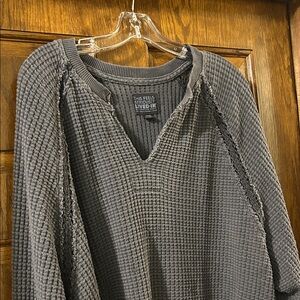 American Eagle Dark Gray Waffle Knit Sweater